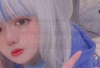 爱上她！AT鲨最新图册带来性感俏佳人的独特摄影体验.txt