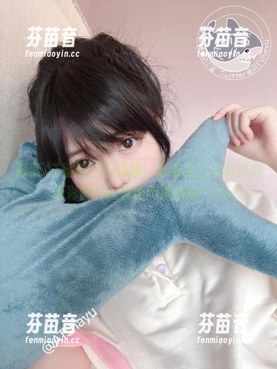 探索AT鲨的生日奶油，感受无圣光的魅力，精彩图片散发出无限温暖！.txt