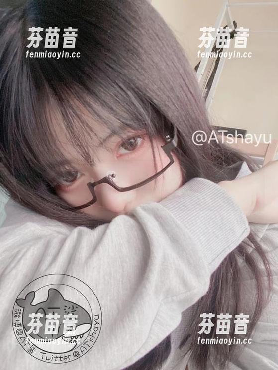 网袜的魅力：AT鲨无圣光图集记录每一个动人瞬间.txt