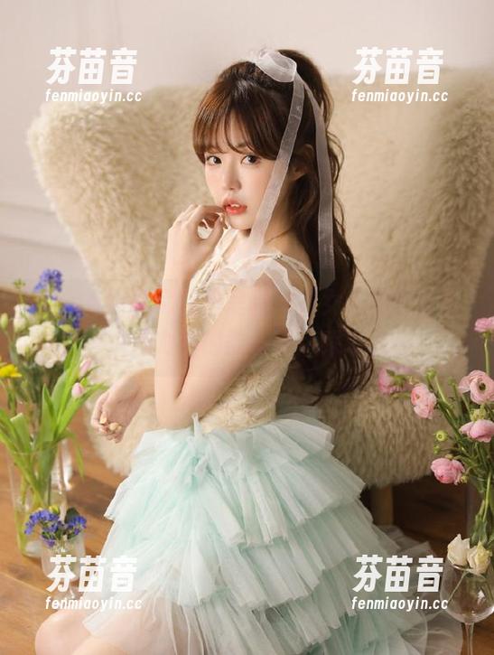 Bangni邦尼倾情呈现双人女仆cos合集，魅力四射的写真风采.txt