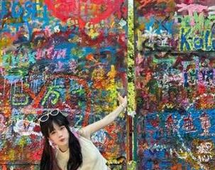 Feilin嗲囡囡 – 惊呆了！夏笑笑Summer的白丝作品竟然免费，笑点满满不容错过！.txt