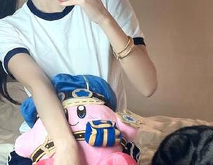Feilin嗲囡囡 – 陈媚儿体操服美照分享：写真集中的力量与美感.txt
