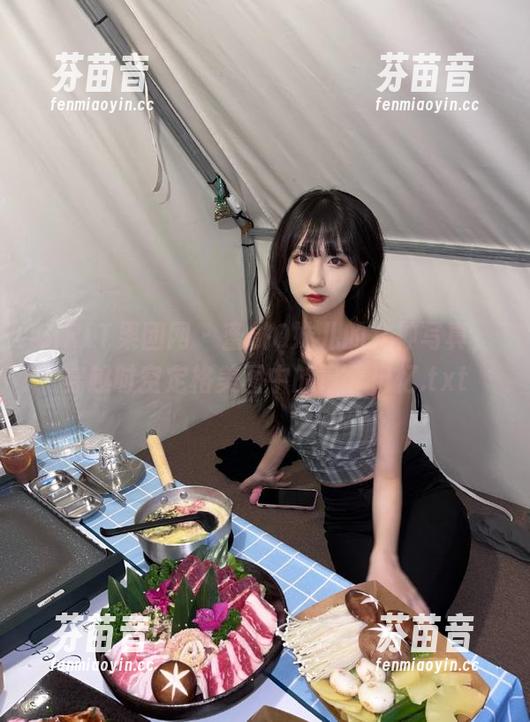 GIRLT果团网 - 蜜桃Q妹儿的女神写真，穿越时空定格美图中的青春记忆.txt