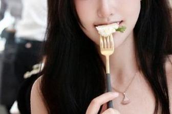 GIRLT果团网 – 陈雅漫的眼镜写真独家发布：高清捕捉她的灵动与优雅！.txt