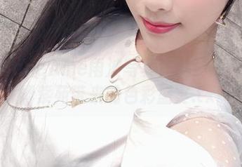 探索HaneAme雨波写真作品：原创史莱姆紫苑带来的色彩盛宴.txt