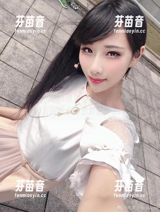 探索HaneAme雨波写真作品：原创史莱姆紫苑带来的色彩盛宴.txt
