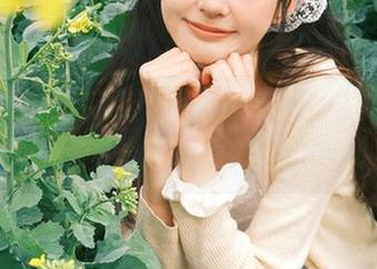 HuaYang花漾 – 高清诱惑，田冰冰吊带写真合集，展现百变风格.txt