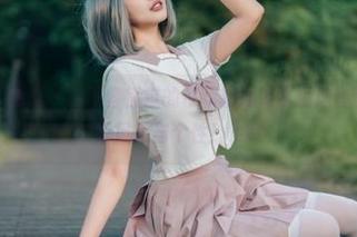 HuaYang花漾 – 绝不容错过的穆菲菲死库水精选套图，展现无限风采与个性！.txt