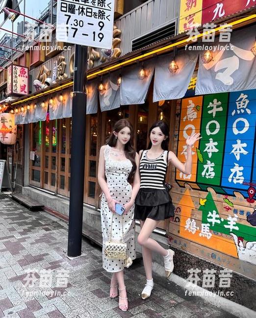 IMiss爱蜜社 - 白丝之美：乐薇Vivi私房图包中展现的无限灵感与风情.txt
