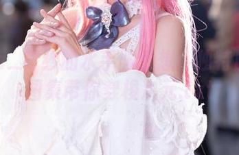 Luisa_零纱的水手服幻想：独特原图与图集带你穿梭次元.txt