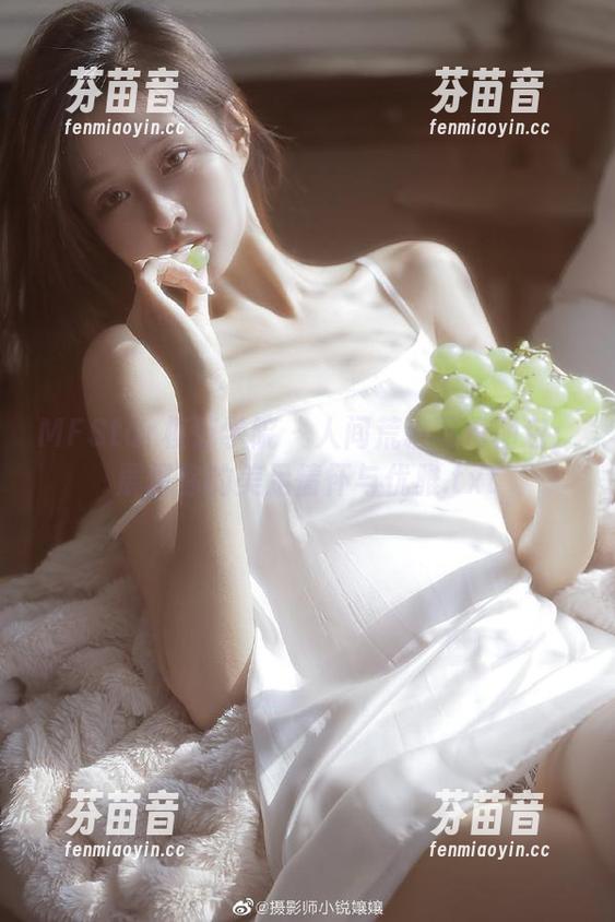 MFStar模范学院 - 人间荒糖写真图包：展现你的美足情怀与优雅.txt