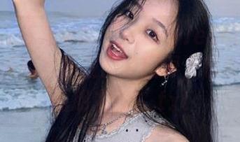 MFStar模范学院 – 蒋小静Jessica教你如何用美脚写真征服美图界，顺便笑翻你的朋友圈！.txt