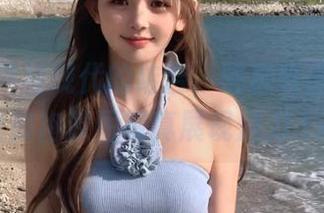 感受经典与现代的结合，喵糖映画黑色暗纹旗袍原图写真展现魅力.txt