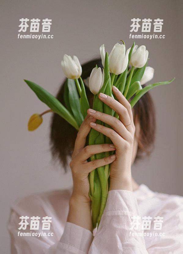 MiStar魅妍社 - 关思阳居家作品集：精选影像讲述她的温暖日常与梦幻时光.txt