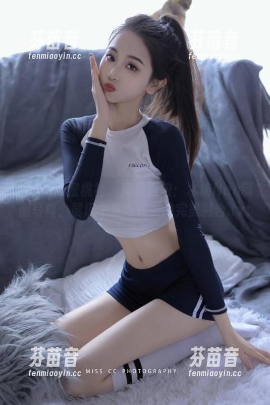 MiiTao蜜桃社 - 高清图包：木楠Nan制服写真，展现个性与优雅的完美融合.txt