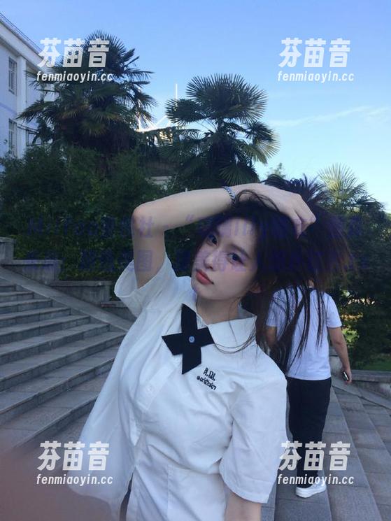 MiiTao蜜桃社 - “琉璃lily睡衣”图库来袭：精选美图，甜美得让人想扑过去.txt