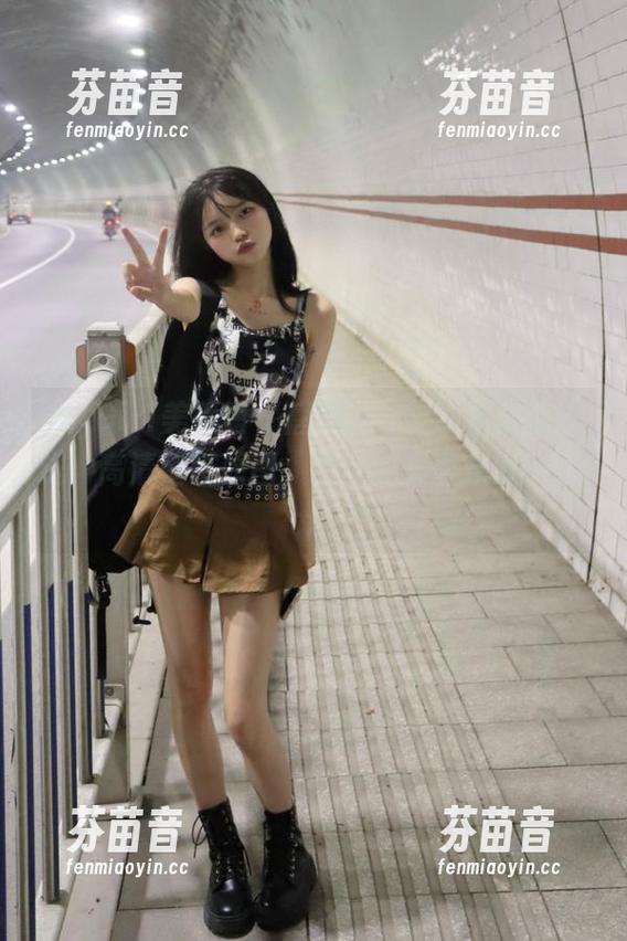 MyGirl美媛馆 - 唐琪儿il学妹写真大放送：高清壁纸原图，让你的桌面焕然一新.txt