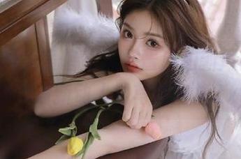 MyGirl美媛馆 – 美桃酱自拍新风尚：一系列清新动人的写真图集.txt