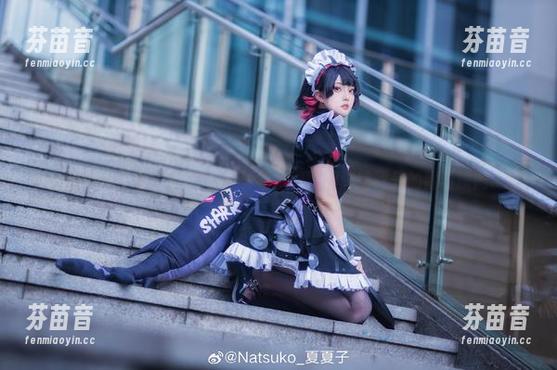 Natsuko夏夏子私拍JK写真集，原图回顾她甜美的青春瞬间.txt