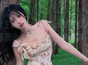 Pary学生模拍 – 桃桃兔女郎带你冲破无圣光，呈现令人惊艳的美图新境界！.txt