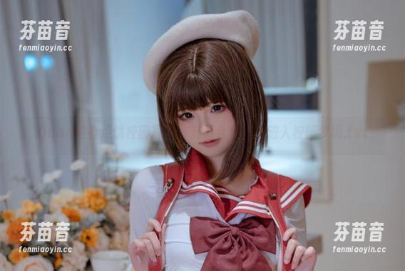 Quan冉有点饿校园写真，美图合集带你进入校园梦境.txt