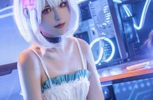 探索Quan冉有点饿的私拍世界，感受少女前线PA-15作品的独特魅力.txt