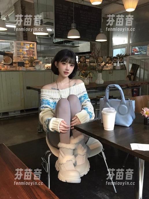 Seya狮砸的原神凝光写真原图：一场彩虹般的搞笑视觉盛宴！.txt