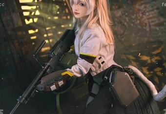 Shika小鹿鹿连体服系列写真福利：高清图片展现她的优雅与自信.txt