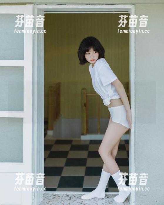 UGirls尤果网 - 解锁沈佳熹体操服的无圣光之美，原图带你感受不一样的清新气息.txt
