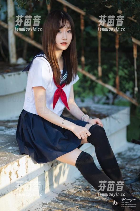 UGirls尤果网 - 从未见过的美，赵伊彤花嫁私房图集让你心动不已！.txt