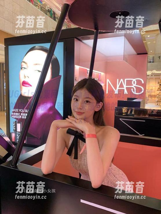 UGirls尤果网 - 最新写真集发布！韩乐优的肉丝作品更新，快来感受她的魅力吧！.txt