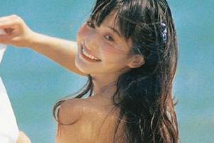 XINGYAN星颜社 – 清新夏日福利，李丽莎泳衣写真图包让你陶醉其中.txt