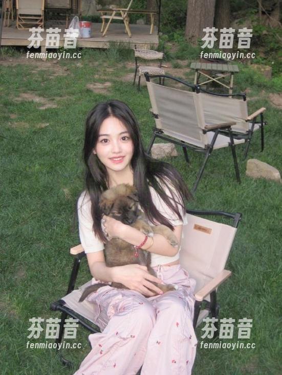 Xiuren秀人网 - 下载Mina米娜全套油亮写真，超高品质让你领略她独有的风韵！.txt