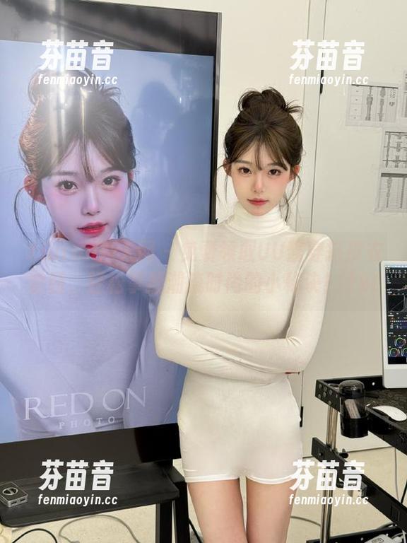 Xiuren秀人网 - 免费领取UU酱穿搭皮衣套图，轻松掌握潮流时尚的小秘诀！.txt