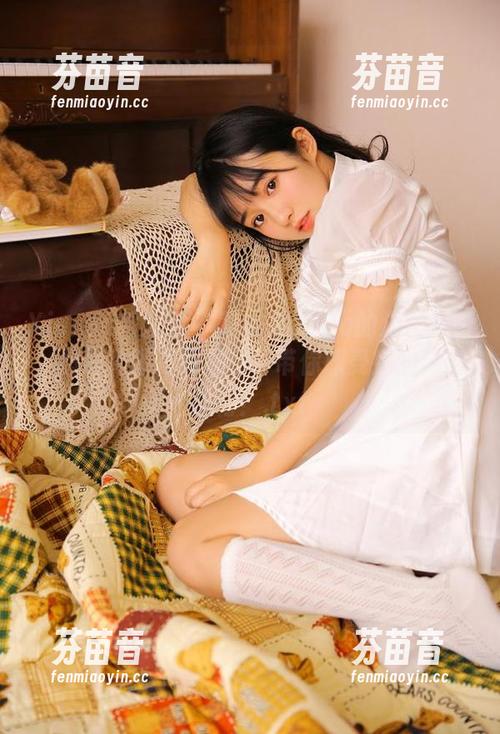 Xiuren秀人网 - 养乐多DoDo的海边探索，超赞套图资源来袭，带你感受她的独特风格！.txt