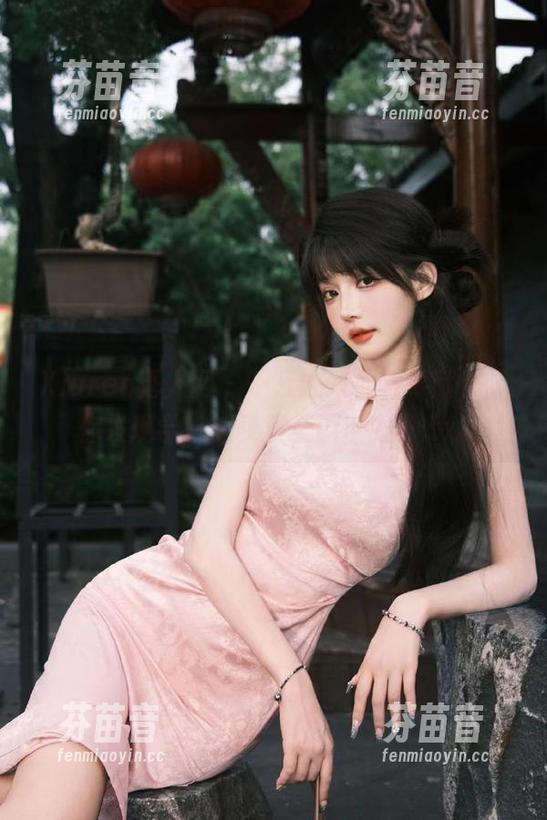 Xiuren秀人网 - 千夜未来倾情奉献，带你发现学妹的免费美图世界！.txt