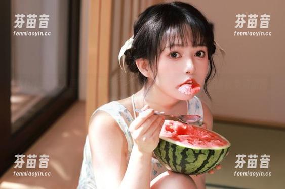 Xiuren秀人网-大美媚京 Xiuren秀人网 - 不用花钱,大美媚京随手一拍的睡衣免费原图照样撩人心弦.txt