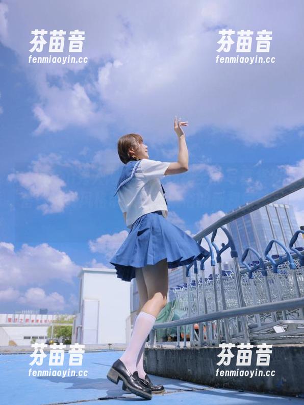 Xiuren秀人网 - 小兔纯纯全套写真集发售，油亮风格带来清新脱俗的新视觉享受！.txt