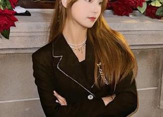 Xiuren秀人网 – 下载小蛮妖_honey温柔写真全集，唤醒心中对美的无限追求！.txt