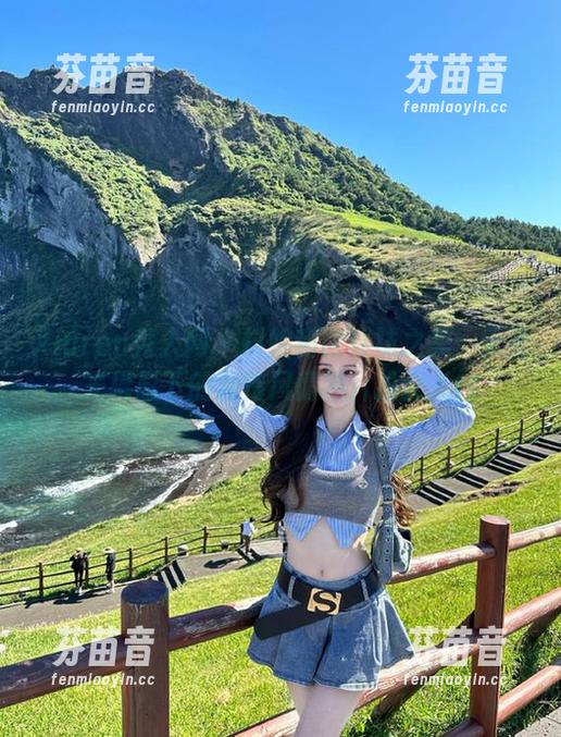 Xiuren秀人网 - 抖娘利世丝袜之美：无圣光摄影下的独特风情图片推介.txt