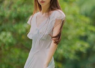 Xiuren秀人网 – 体验王馨瑶Yanni甜心私房写真原图，欣赏她的青春与活力时刻.txt