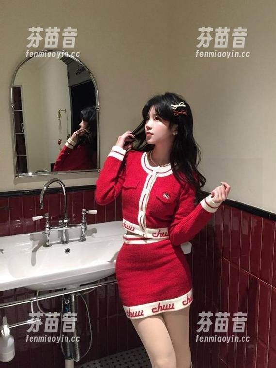 Xiuren秀人网 - 白微Sera黑色视觉盛宴：全新套图更新带你领略不同魅力.txt