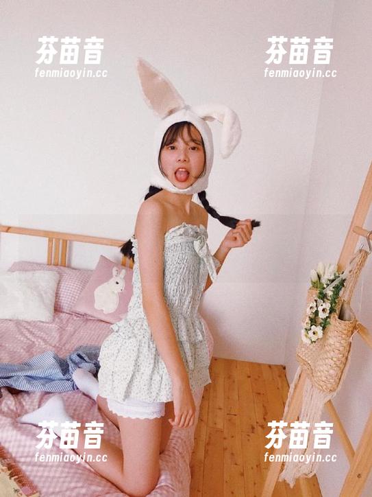 Xiuren秀人网 - 邹晶晶女王与浴缸的奇妙邂逅：高清壁纸记录生活的小确幸.txt