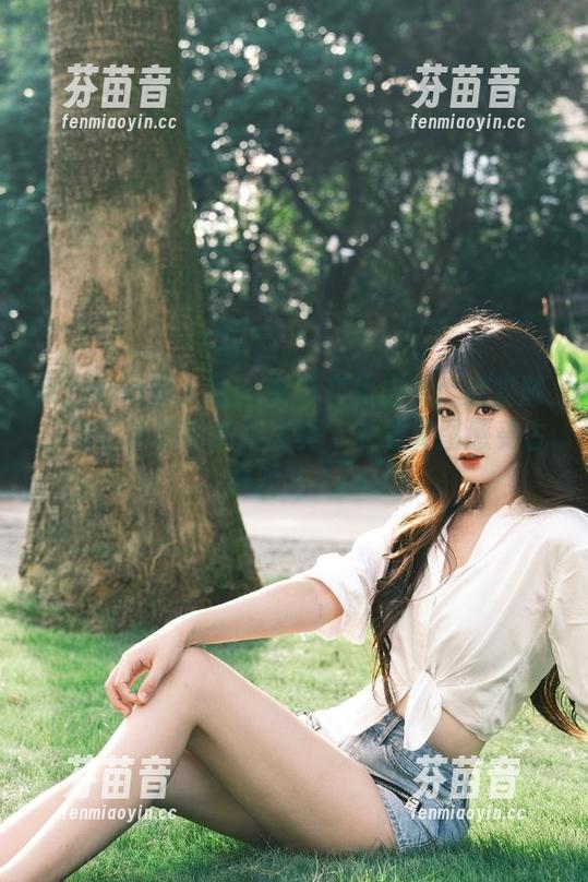 Xiuren秀人网 - 中华文化之美：欣赏陈小喵古典韵味旗袍写真，下载美图感受古典韵味.txt