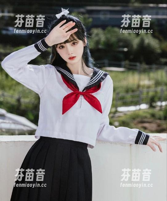 beautyleg - 跟随Avril在线欣赏她的居家写真，捕捉生活中不可思议的美丽瞬间！.txt
