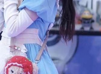 beautyleg – 在Avy短裙的世界中，下载美图，让生活焕发精彩.txt