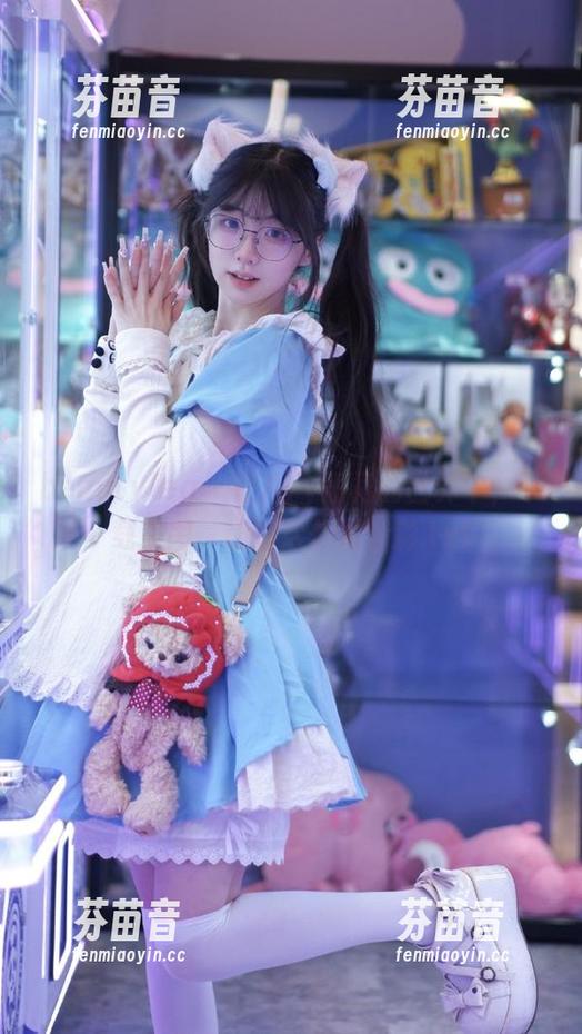 beautyleg - 在Avy短裙的世界中，下载美图，让生活焕发精彩.txt