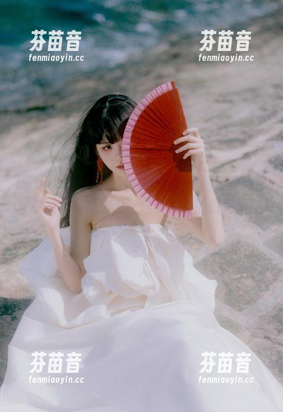 beautyleg - 感受Dora毛衣的温暖：图集中的美图让你爱上这个秋冬的时尚潮流.txt