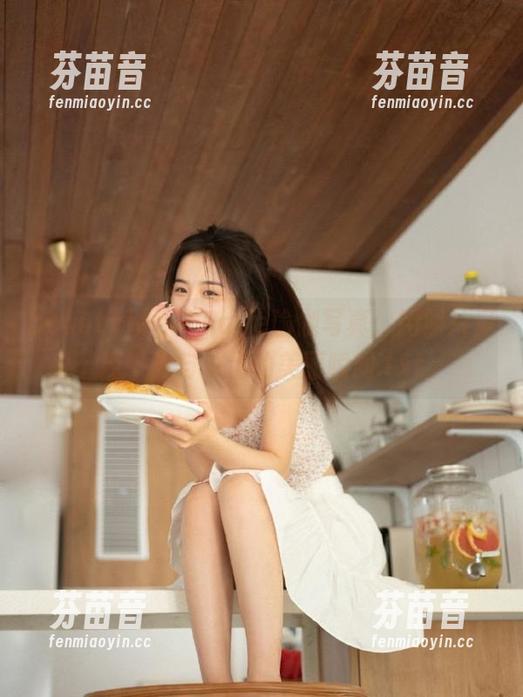 beautyleg - Faye瑜伽写真：用照片呈现平衡与力量的美丽瞬间.txt