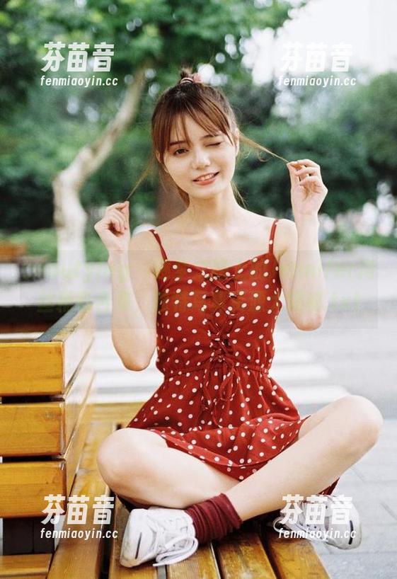 beautyleg - 逐梦之路上的Jennifer肉丝精彩合集，独特写真资源大揭秘.txt